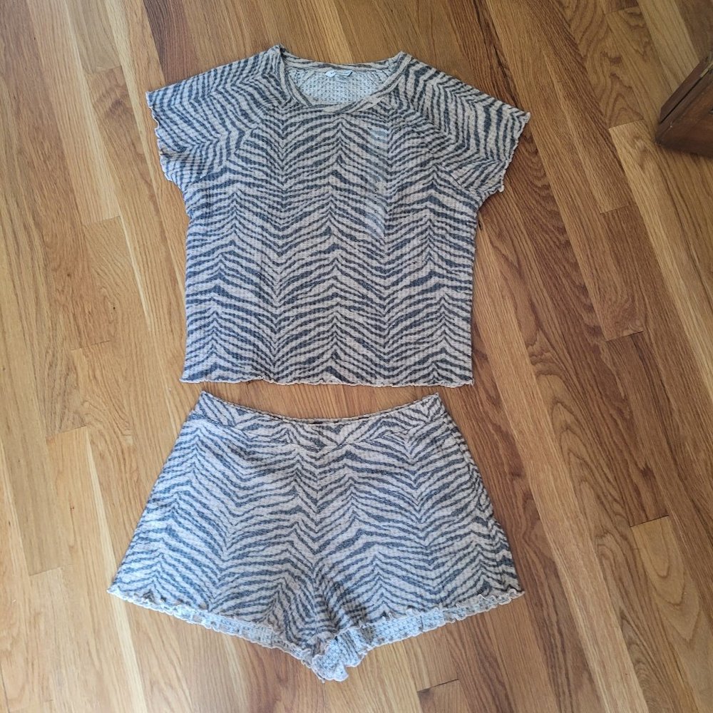 American Eagle Outfitters Zebra Print Pajama Set - Black and White